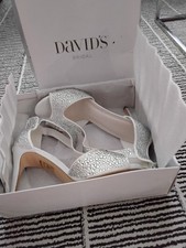 David's Bridal Heel Shoe