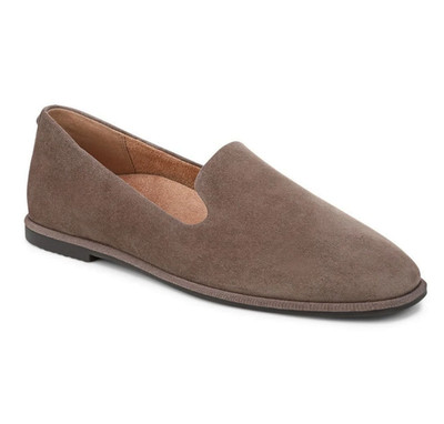 VIONIC Willa 2.0 Slip on Flat, Driftwood Suede
