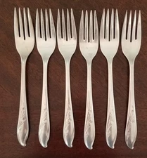 Lot of 6 1847 Rogers Bros/Intl Sil. Silverplate "Springtime" Salad Forks 6 5/8"