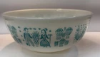 Vintage Pyrex Amish Butterprint 404 Mixing Bowl – 4 Qt Turquoise on White
