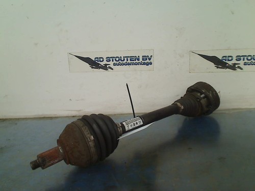 ANTRIEBSWELLE LINKS VORNE Skoda Rapid Liftback 1.2 TSI (CBZA) 2013 6R0407761K