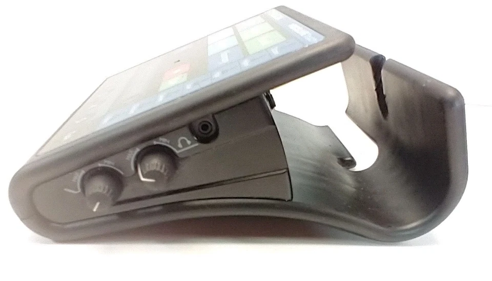 TC Helicon Voicelive Touch Vocal Effects Processor Working 9628562, w/ Mic + AC - Image 2 of 4