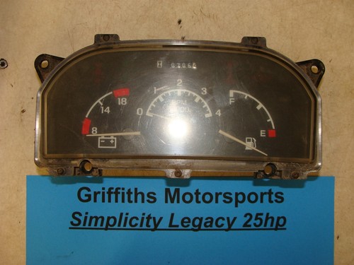 Simplicity Legacy 25hp tractor gauge cluster 706hrs tach 942117 instrument panel - Imagen 3 de 10