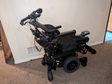 2022 Quantum EDGE 3 Stretto 0.8 MILES ILEVEL Tilt Recline Footrest Head Control