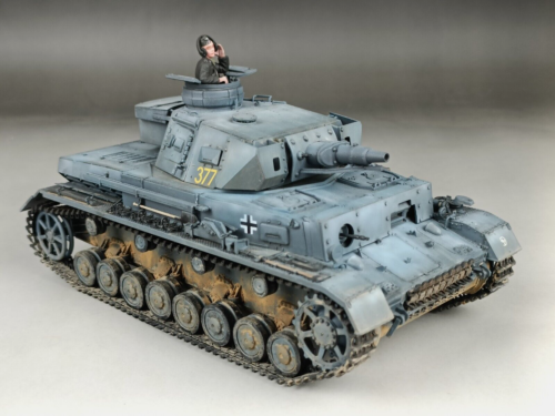 1/35 gebaut Zweiter Weltkrieg Deutscher Panzer IV F1 ""Vor Panzer"" mit 1 Figur Panzermodell - Bild 1 von 13