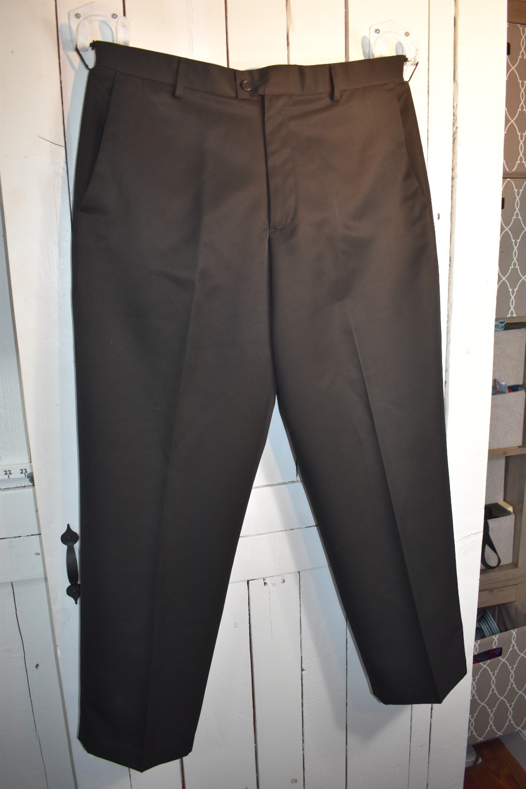 Men's Dockers Relaxed Dress Black Pants 34w  x  30l, Pre-Owned (M34-30,m2c)