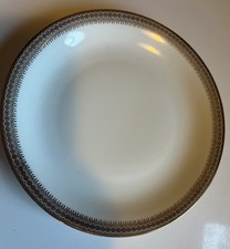Set of 6 Vohenstrauss Johann Seltmann Plates, 7-1/2 , Gold Colored Trim/Design