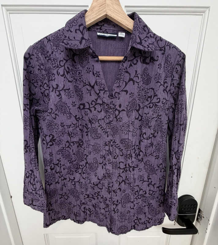 Croft & Barrow Women’s Button-Up Blouse Paisley Long Sleeve Purple/Black S