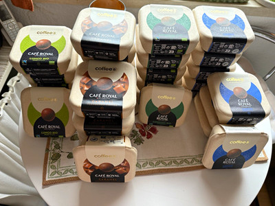 CoffeeB 29 Packungen a 9 Balls Café Royal verschiedene Sorten Original