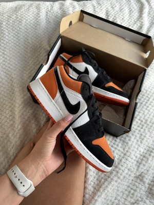 aj1 low starfish stockx