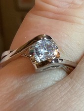 NEW White Gold Plated 1CT CZ Solitaire Ring Size 8 Elegant Wedding FREE SHIPPING