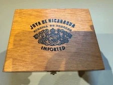 VINTAGE Joya De Nicaragua Consul Cigar Box Wood Honduras Havana Hand Made