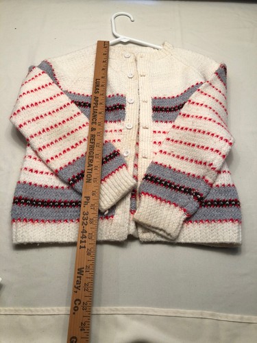 VINTAGE 1959 - 60 YOUTH MEDIUM HAND KNIT SWEATER WITH Stripes Blue, Red, White 1 - Picture 12 of 12