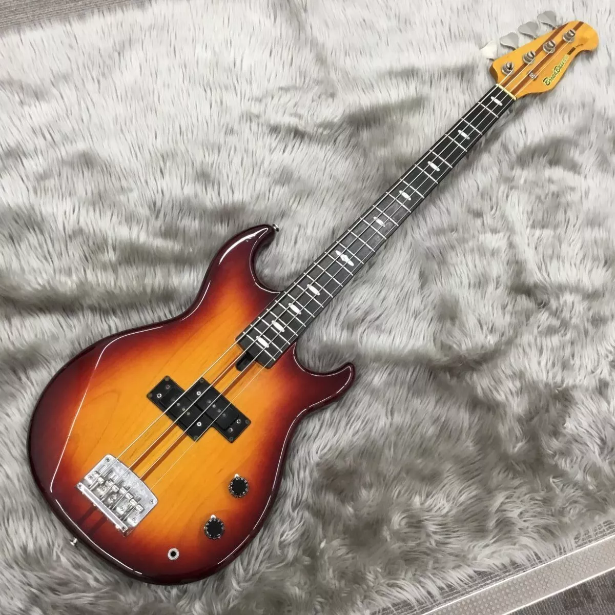 YAMAHA Electric Bass Guitar BB1200 Japan Musical Instrument Right Handed Brown