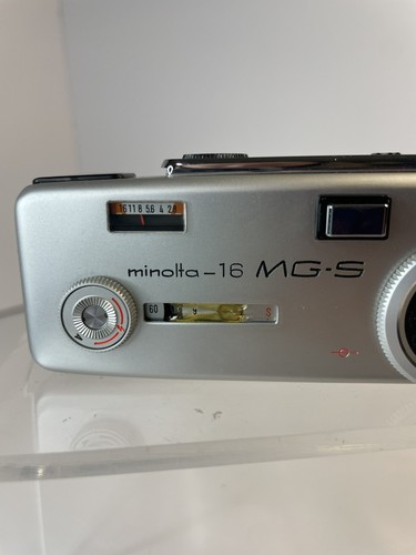 VINTAGE MINOLTA-16 MG • Spy Camera With Case UNTESTED - Picture 8 of 9