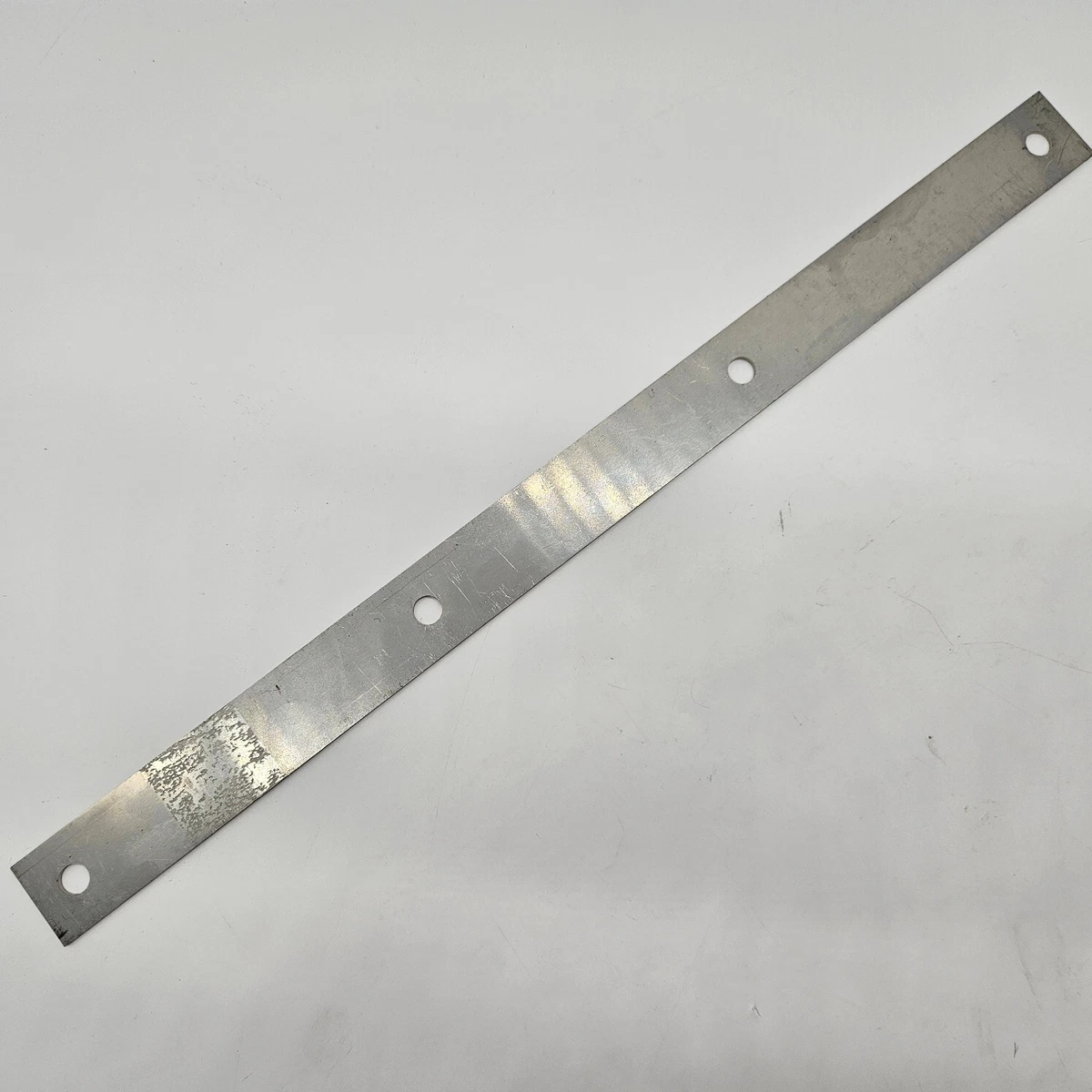 Halteblech Multicar M24 M25 M26 Leiste für Schmutzfänger Halter  