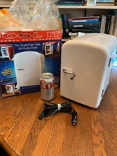 Car RV 6-can Portable Refrigerator 12volt new