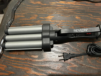 Revlon Perfect Heat 3 Barrel Deep Waver Styling Curling Iron RV084