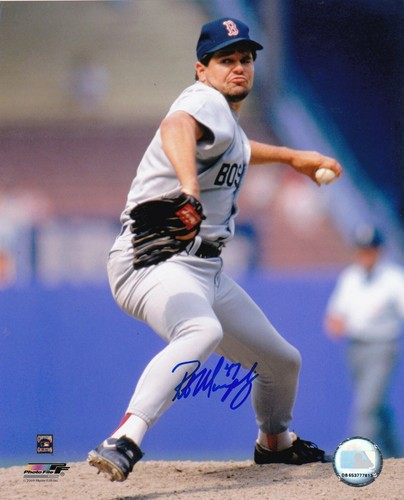 ROB MURPHY   BOSTON RED SOX    ACTION SIGNED 8x10 - Picture 1 of 1