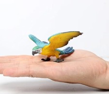 Scarlet Macaw Bird Animal Toy PVC Action Figure Kids Toys Party Gifts