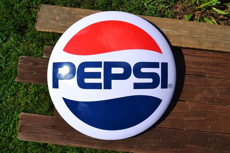 ペプシマン　看板 PEPSI Vintage Can Badge PinBack Button PEPSIMAN Japan