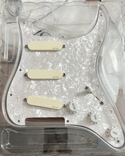 EMG DG-20 Gilmour battipenna attivo pre-cablato SSS bianco avorio perla usato in ottime condizioni