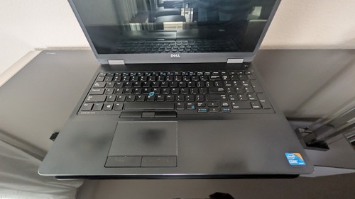 Dell Latitude E5570 15.6" Intel Core i5-6300HQ CPU @ 2.30GHz 16GB RAM 500GB HDD - Foto 7 di 20