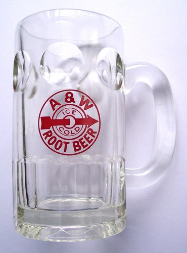 A & W ROOT BEER MUG SCARCE VERSION PAPA SIZE 6" TALL ROOT BEER STEIN