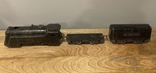 Vintage Marx Wind Up Locomotive  New York Central  Works, Train Set Of 3.