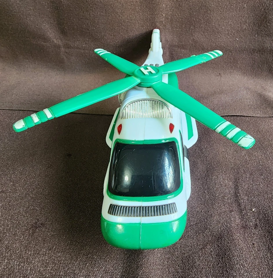 ☆Helicóptero de juguete Hess gasolina 2006 Hess Corporation  Foto 3 de 4