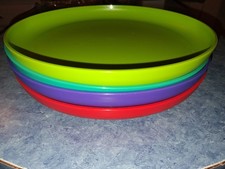 Tupperware Kids Round Party Plates 4pc Set Raised Edges 9-1/2" Multi Color Clean