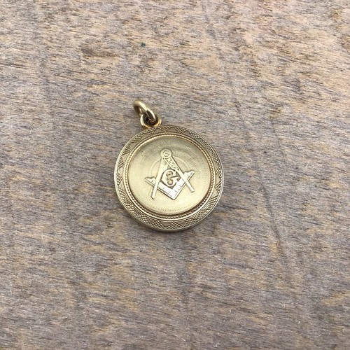Antique 14K Gold Masonic Freemasonry Locket / Pendant, 6.8 grams, 7/8”, No Mono - Picture 1 of 9