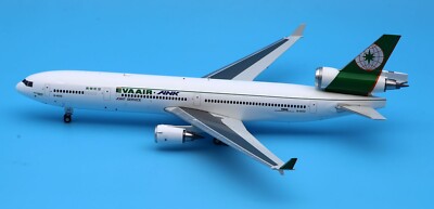 JC Wings 1:200 Eva Air MCDONNELL Douglas MD-11 Diecast