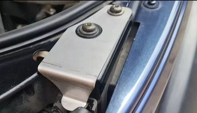 Headlight Anti Theft Security Brackets for Land Rover Discovery 3 And 4