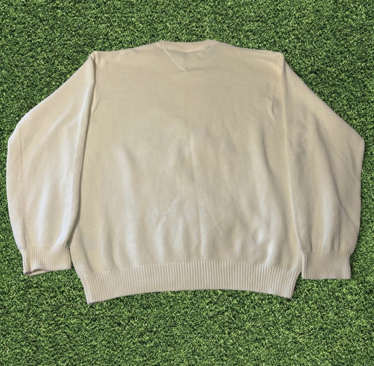 Vintage Casual Crewneck Tommy Hilfiger Sweater Size XL thumbnail 2