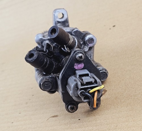 1992 - 1997 Acura TL, Vigor 2.0 AND 2.5 Only VSS Vehicle Speed Sensor Oem Used - Picture 12 of 15