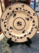 Royal Doulton Yorktown Dinner Plate 10 5/8” - MINT Condition