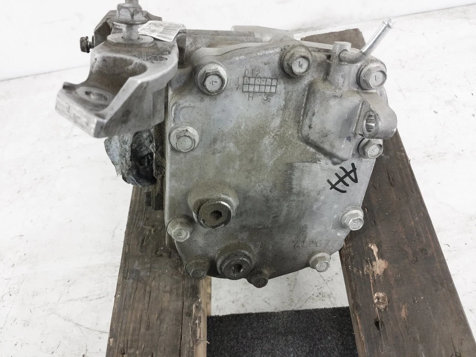 2009-2020 Nissan Gt-R Front Differential Carrier Case 38500-Ar51a - Image 3 of 4