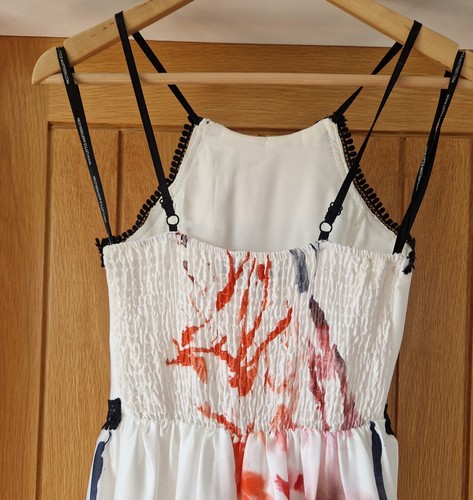 Stunning white detailed Maxl dress from Little Mistress size 8 - Picture 5 of 10