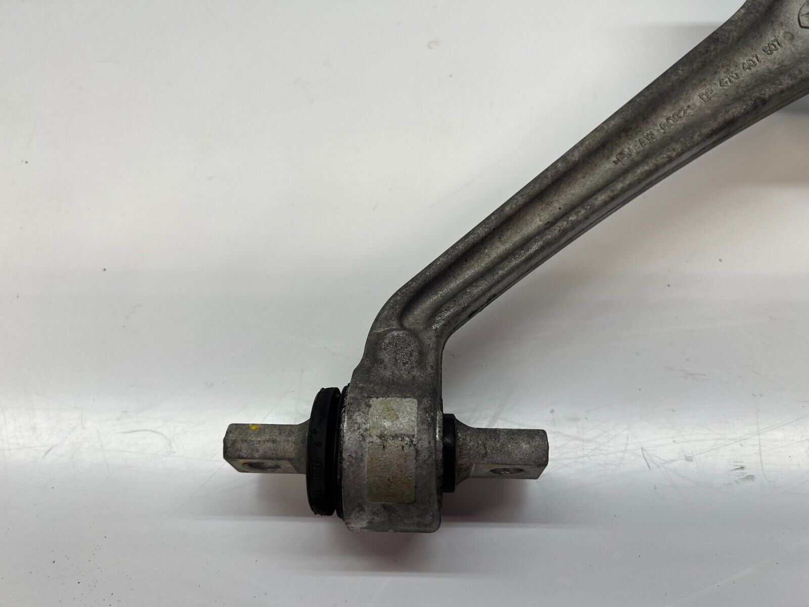 LAMBORGHINI AVENTADOR FRONT RIGHT PASSENGER RH UPPER CONTROL ARM OEM 470407506G