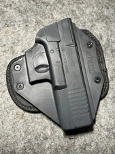 Alien Gear Kydex Black Holster for Glock 19, 22