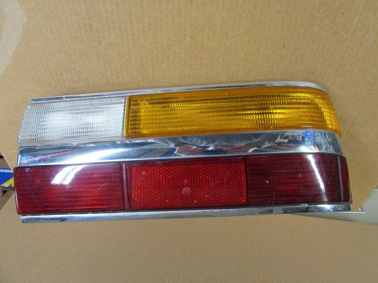 1982-1988 BMW E28 5-series Right Rear Passenger Side Tail Light  