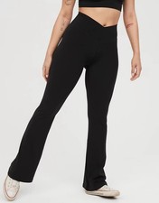 OFFLINE By Aerie Real Me High Waisted Crossover Black Flare Legging Sz Medium