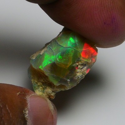 Glatter schwarzer Opal grob 15,00 cts, äthiopischer Welo Opal Roh Edelstein f...