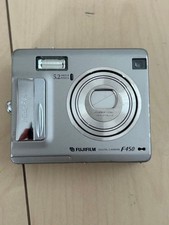 ujifilm FinePix F450 Digital Camera Silver Retro Y2K Vintage 5.2MP