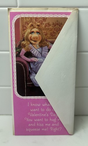 Vintage Hanson Associates 1982 Miss Piggy Valentines Day Hallmark Card - Picture 11 of 11