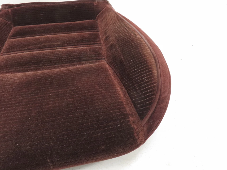 Cojín de asiento 87 Toyota Supra MK3 #1303, parte inferior, tela granate izquierda Foto 4 de 4