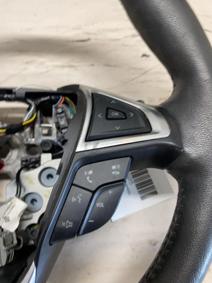 Volante Ford Edge 15-19 sem direção ativa com calor ES7Z3600VB - Imagem 3 de 4