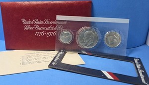 1976 U.S. Mint Silver Bicentennial 3 Coin Set Uncirculated RED pack 40% Silver