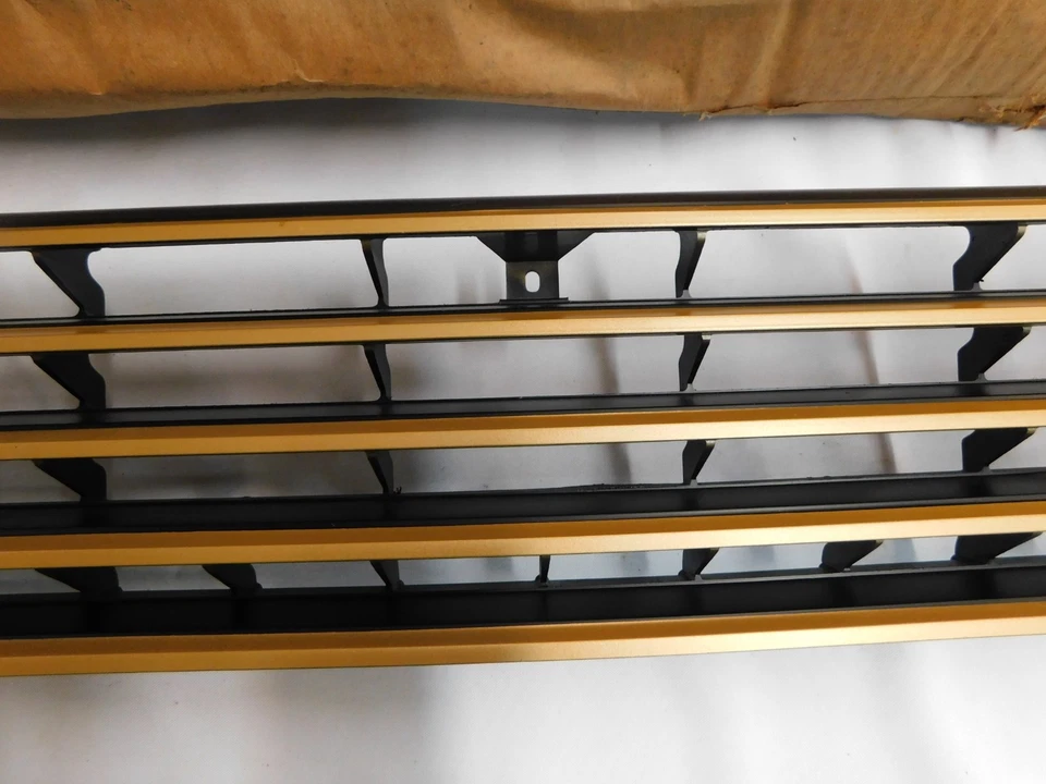 Nuevo de Lote Original Ford 1979 1982 Mercury Capri Grille 1980 1981 RS bordes dorados Foto 3 de 4